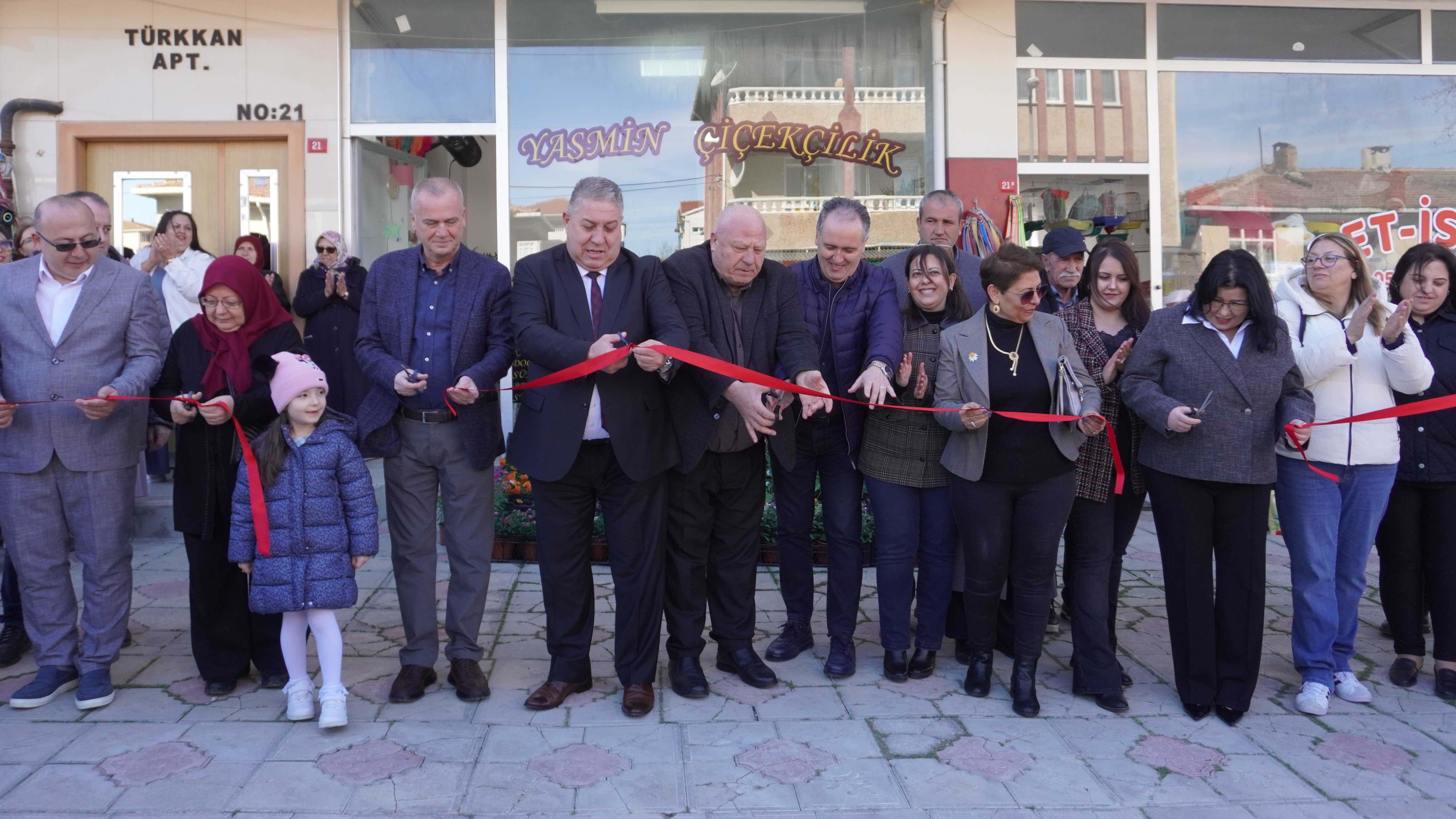 Yasmin Çiçekçilik Değirmenköy’de açıldı